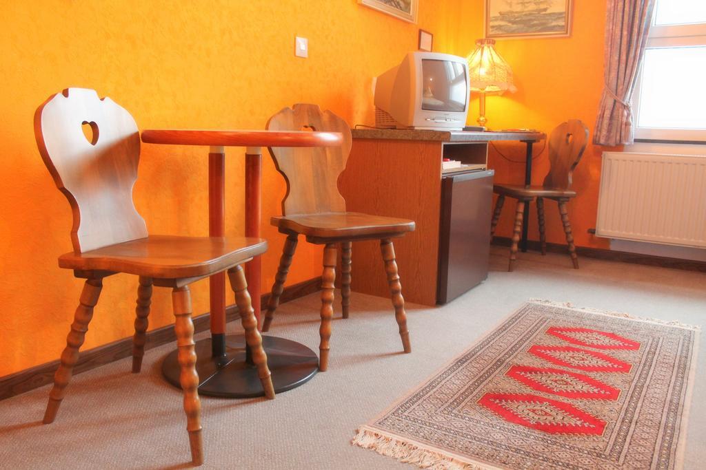 Hotel Adler Düsseldorf Dış mekan fotoğraf