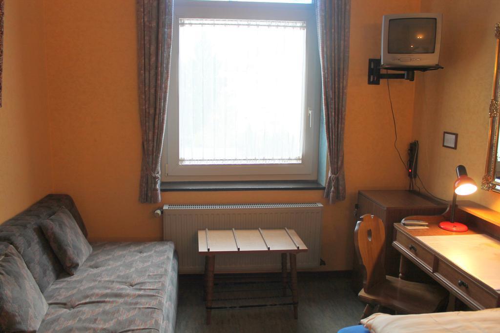 Hotel Adler Düsseldorf Dış mekan fotoğraf