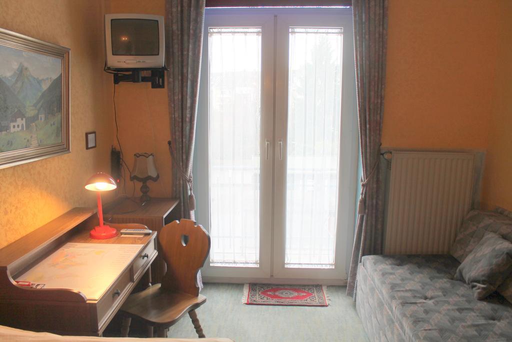 Hotel Adler Düsseldorf Dış mekan fotoğraf